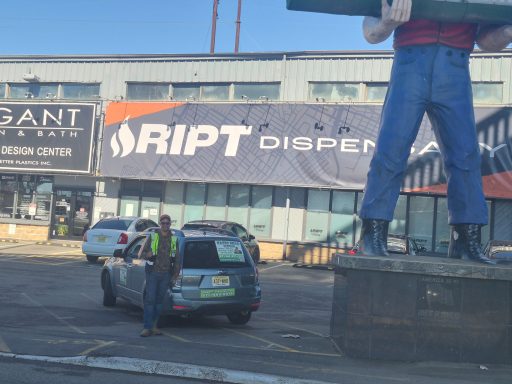 Happy Road Services  24/7 roadside assistance Tire Change / Tire Repair in JERSEY CITY NJ 