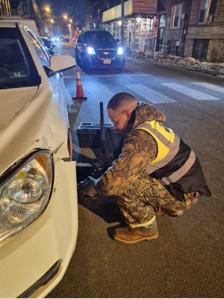 Mobile tire repair in jersey city NJ . Happy Road Services Serves the entire Hudson county 