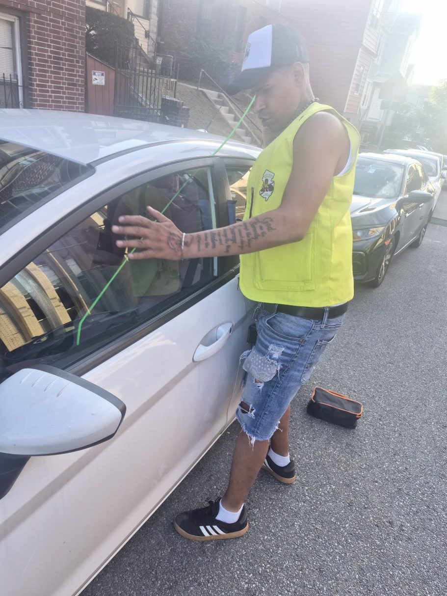 Car Lockout In North Bergen NJ car unlocking in North Bergen NJ , Keys Where inside the car