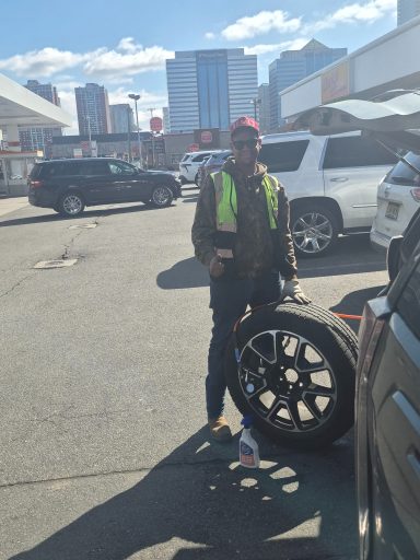 24/7 roadside assistance  Tire Change in JERSEY CITY NJ and near major roads and neighborhoods