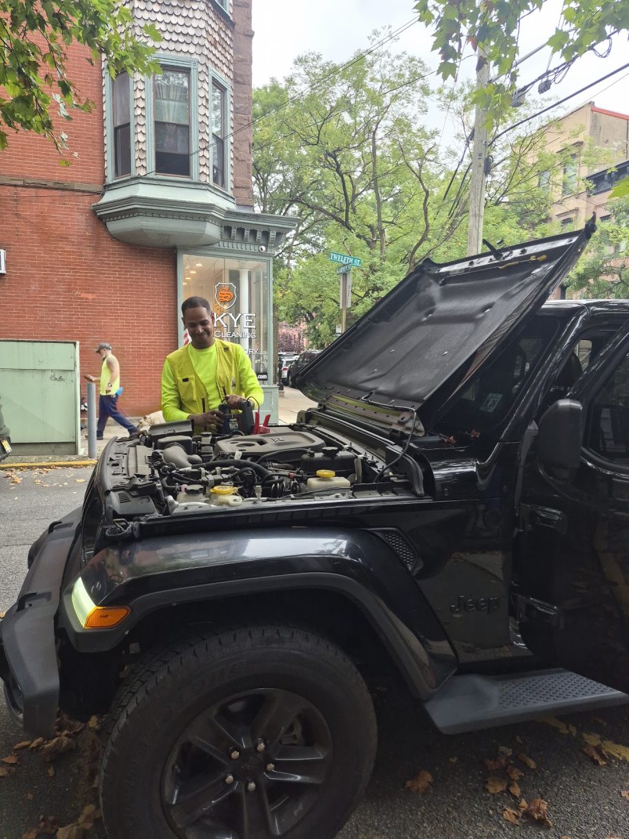 Dead battery jumpstart in Hoboken battery Jumpstart service by happy road services