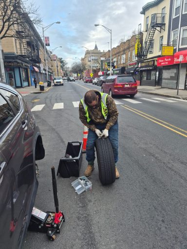 Happy Road Services  24/7 roadside assistance Tire Change / Tire Repair in JERSEY CITY NJ 